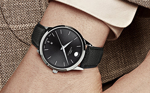 天津市摩凡陀手表維修地址