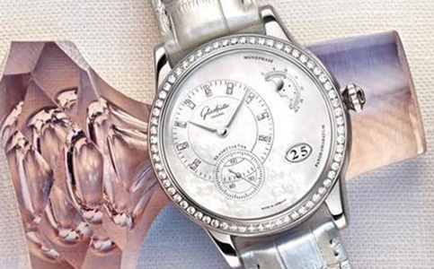 格拉蘇蒂手表全國維修點(diǎn)(格拉蘇蒂手表走快)