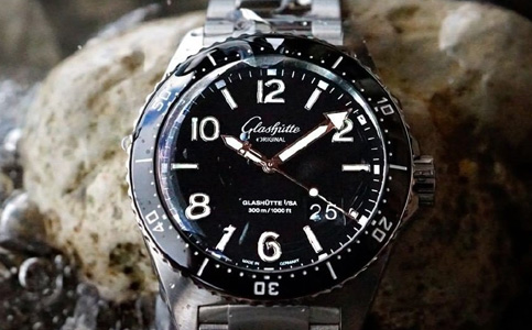 格拉蘇蒂手表正規(guī)維修點（解決格拉蘇蒂走時不準的情況）