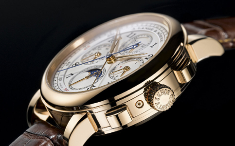 朗格手表維修點(diǎn)服務(wù)熱線（解決朗格手表表玻璃起霧的問(wèn)題）